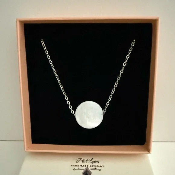 Sterling Silver Mother of Pearl Coin Pendant Necklace - Picture 5 of 8